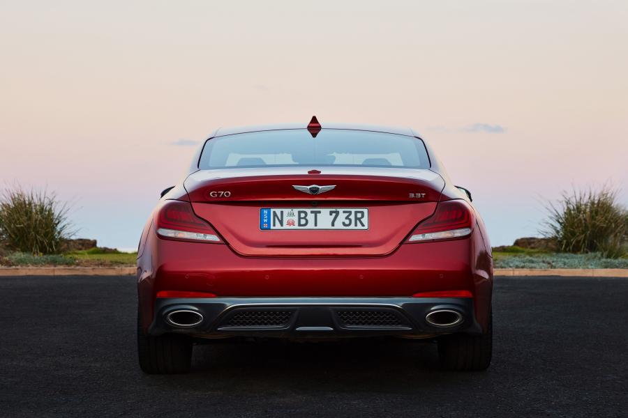  Genesis G70 3.3T 2019 года  (AU) (фото 20 из 40)